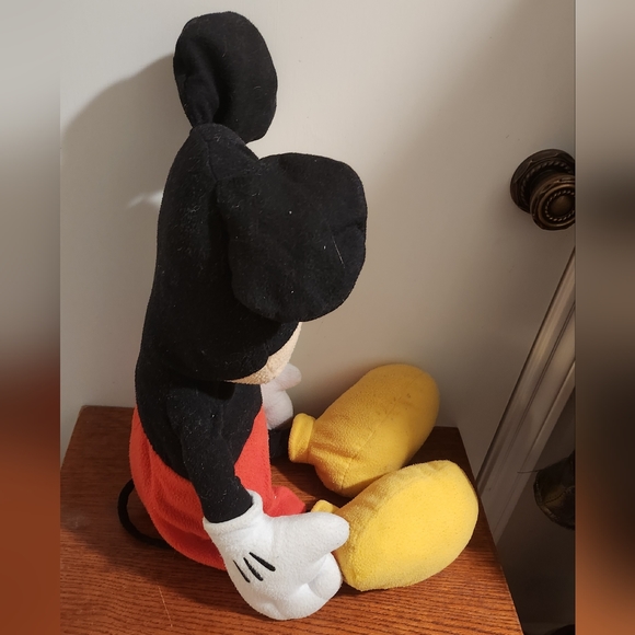 Disney Mickey Mouse Clubhouse Large Mickey Plush 31" Ear to Toe - Picture 5 of 10